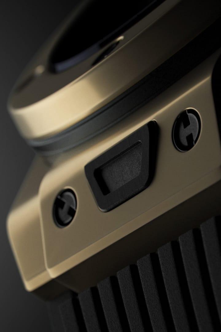 One Clic Magic Gold - close up
