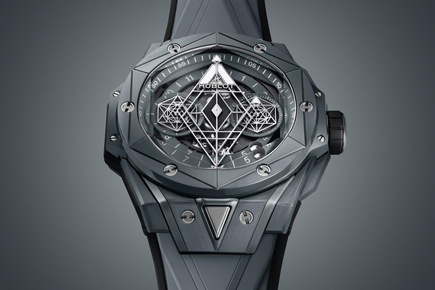 Hublot Classic Fusion Aerofusion Moonphase Titanium 517.NX.0170.LR