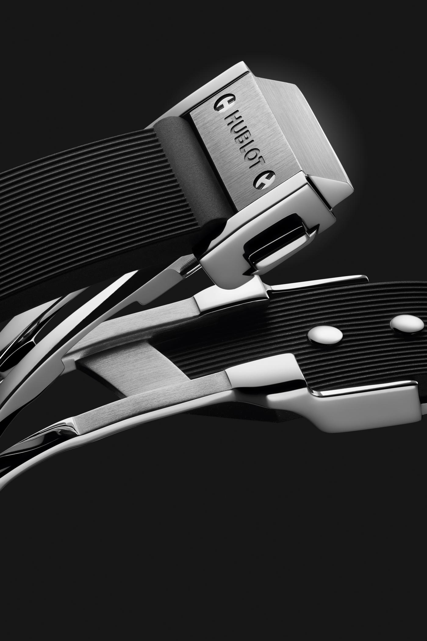 Classic Fusion Titanium on Rubber 33 mm
