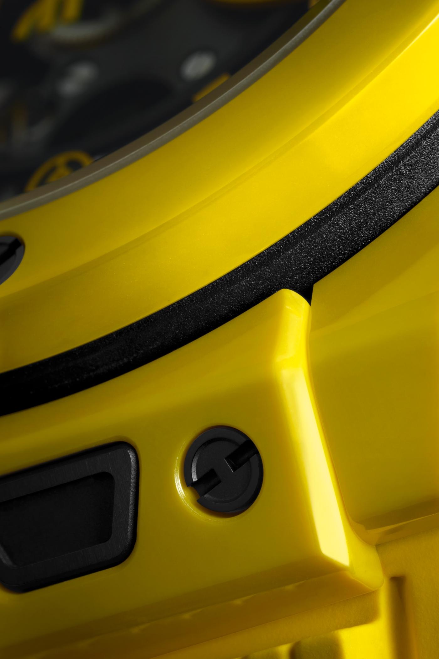 Big Bang Unico Yellow Magic 42 mm