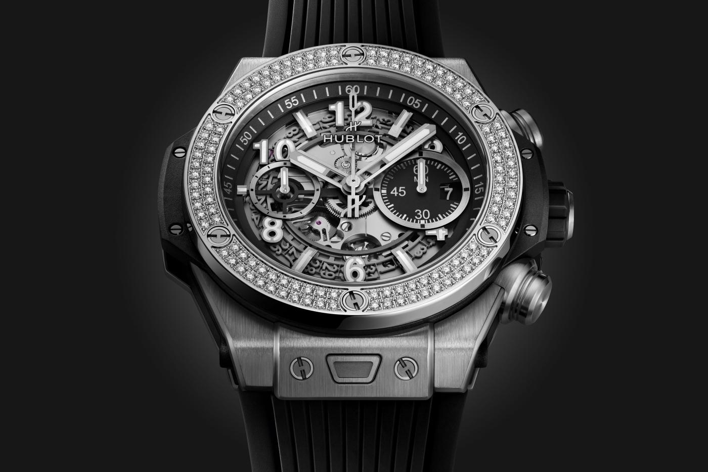 Big-Bang-unico-titanium-diamonds-44-mm