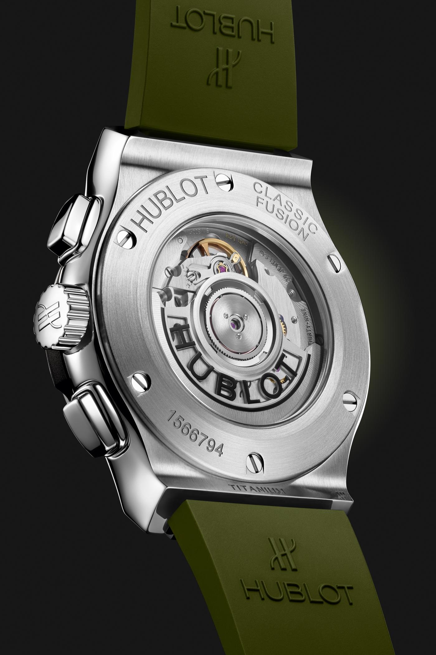 classic Fusion Chronograph Titanium Green 42 mm