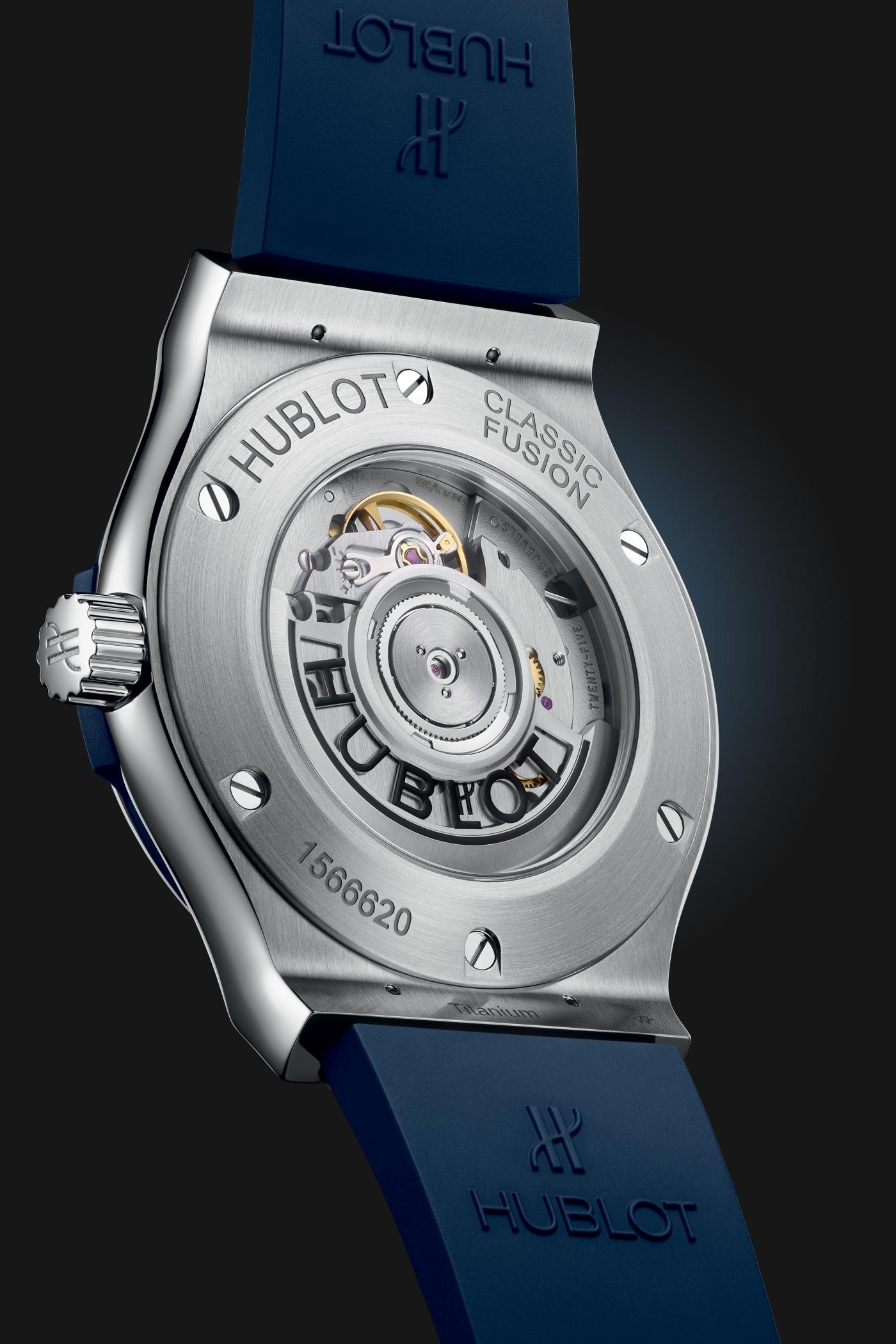 Classic Fusion Titanium Blue 42 mm