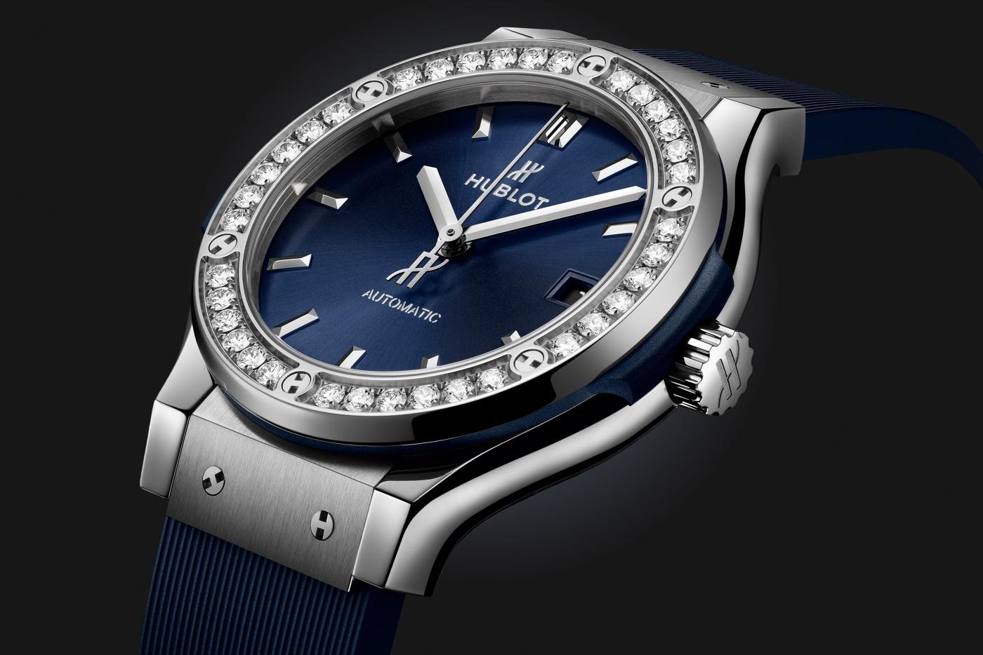 Classic Fusion Titanium Blue Diamonds 38 mm