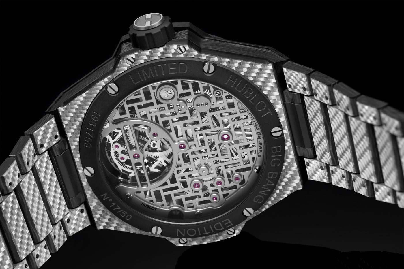 BIG BANG INTEGRATED TOURBILLON FULL CARBON