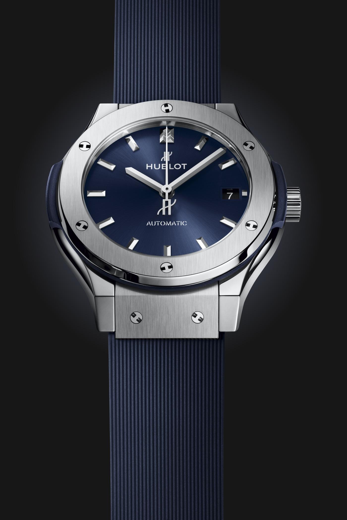 Classic Fusion Titanium Blue 38 mm