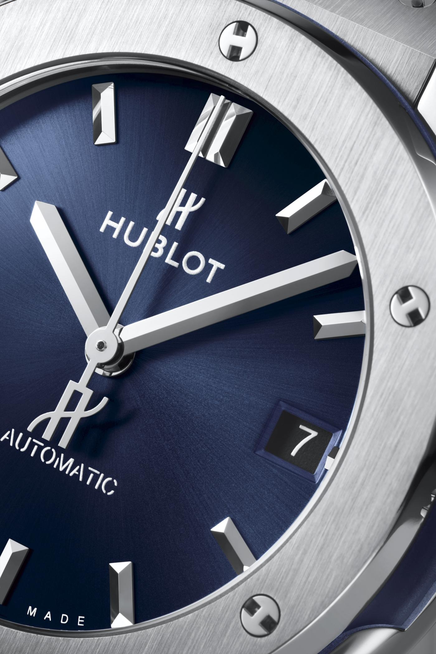 Classic Fusion Titanium Blue 38 mm