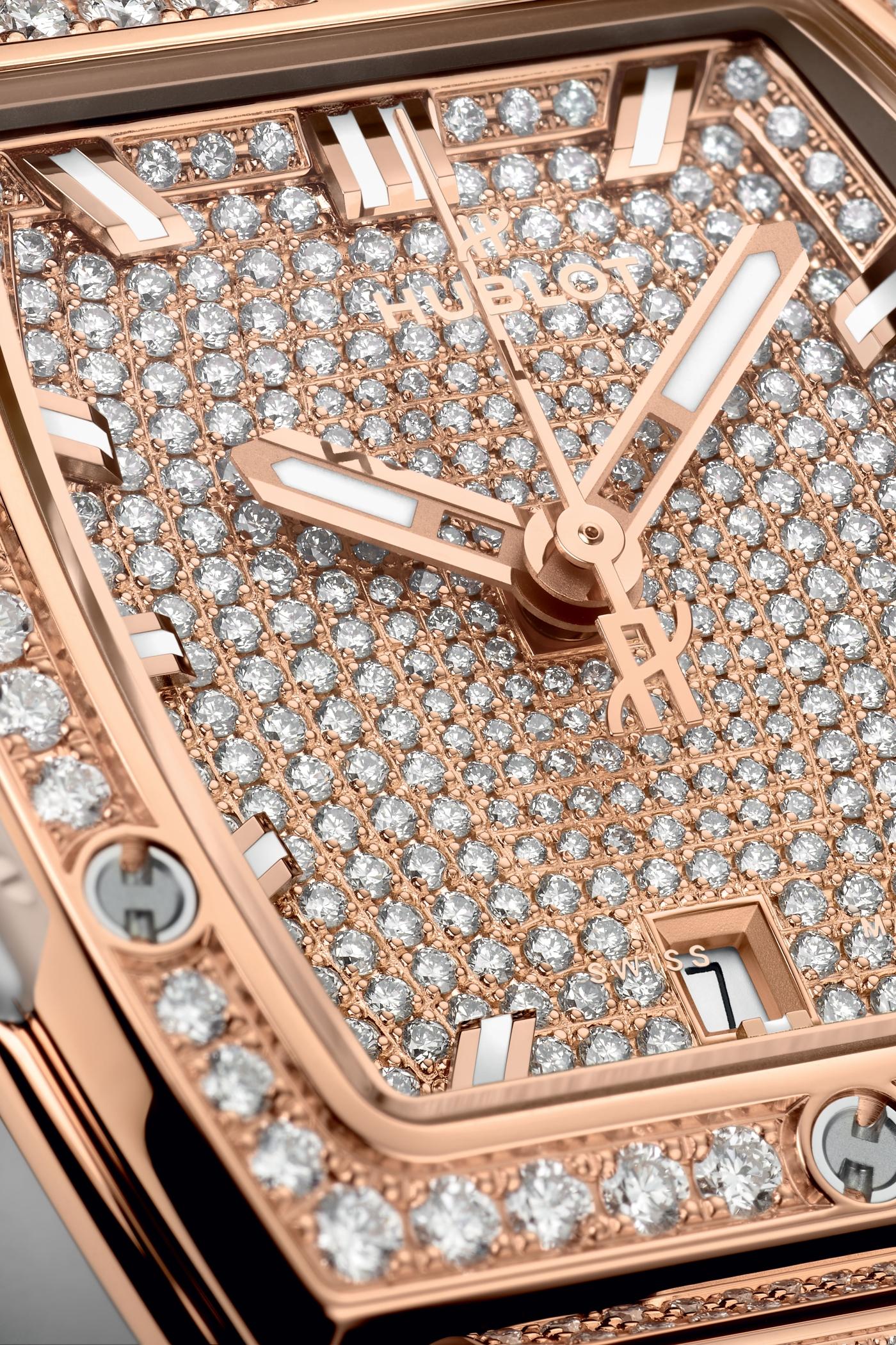 Hublot Spirit of Big Bang King Gold White Full Pave Close Up