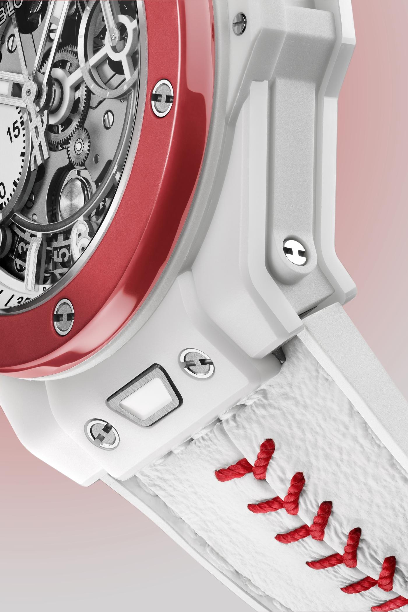 Big Bang Unico Left Handed White Ceramic 42 mm - Close Up