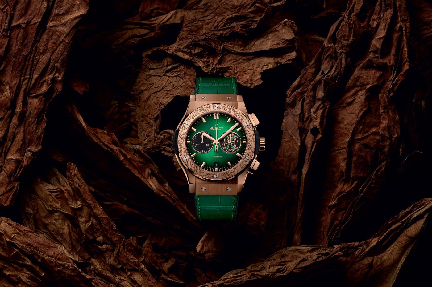 Classic Fusion Chronograph Arturo Fuente King Gold 42 mm