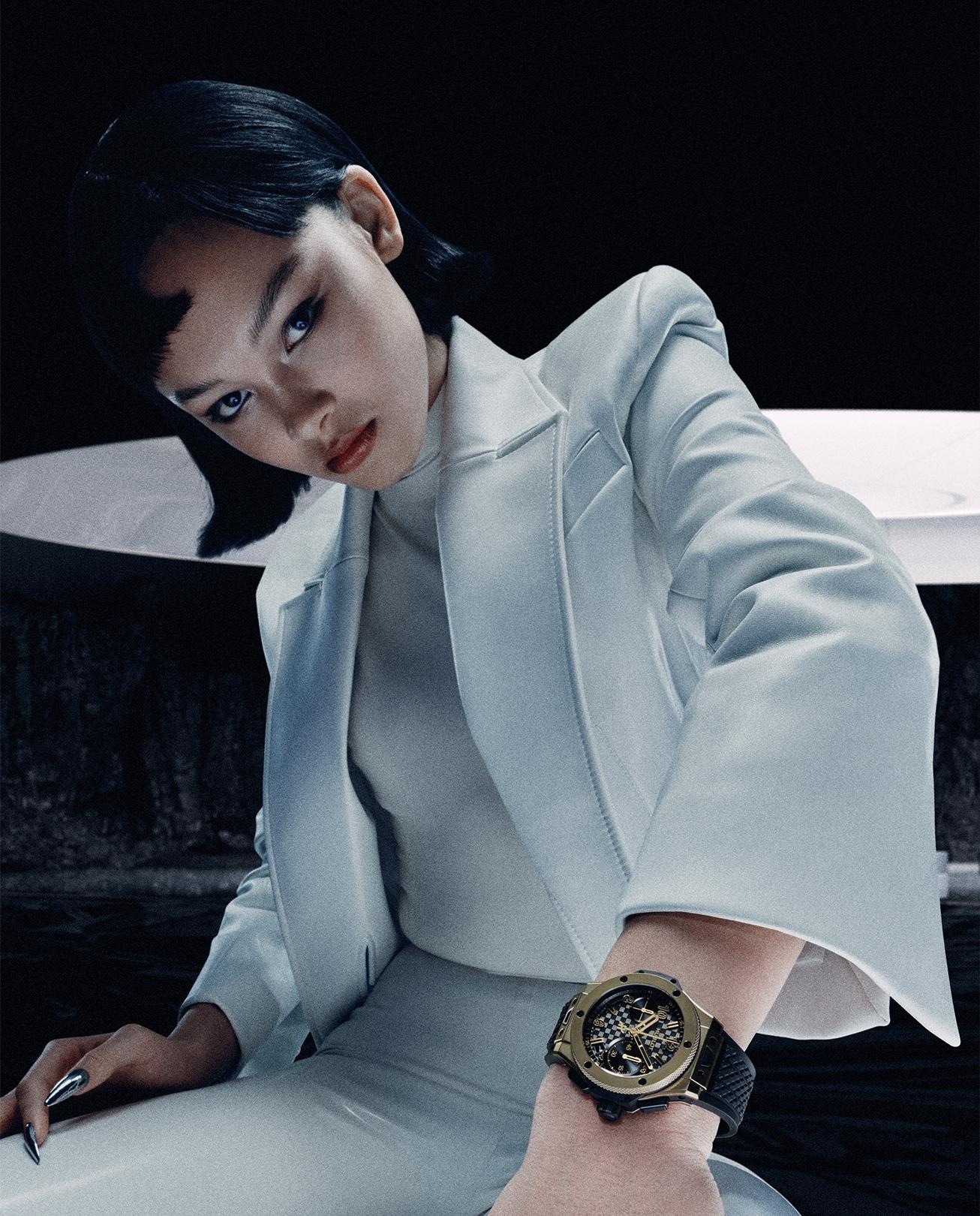 Full Magic Gold Watch