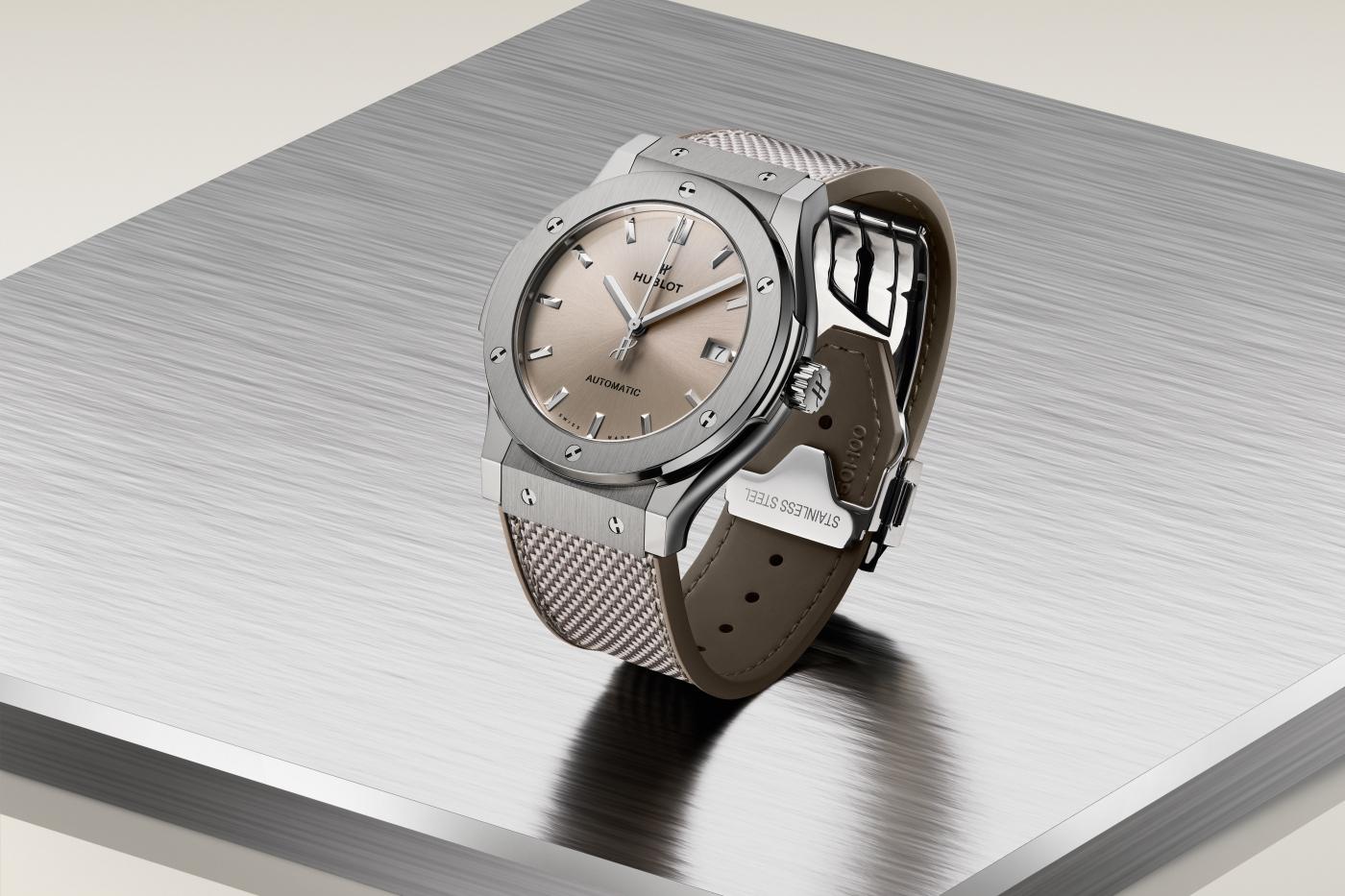 Classic Fusion Essential Taupe 45 mm