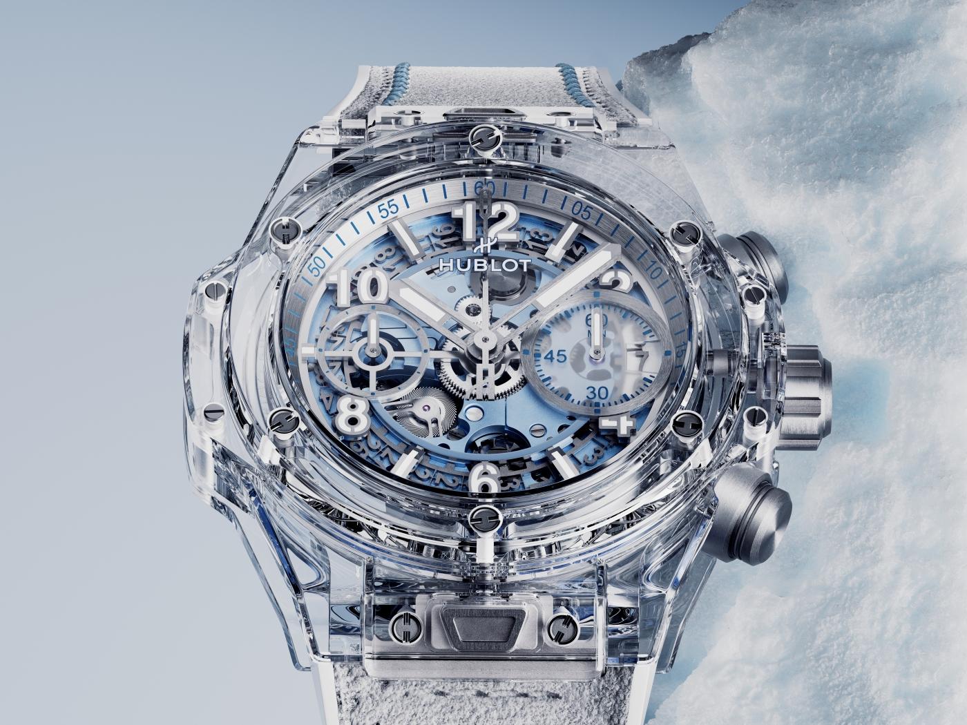 Big Bang Unico Winter Sapphire 42 mm in the snow