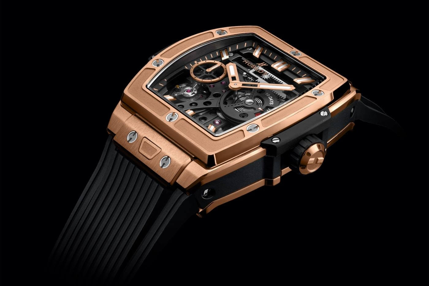 Spirit of Big Bang Meca-10 King Gold 45 mm, side view