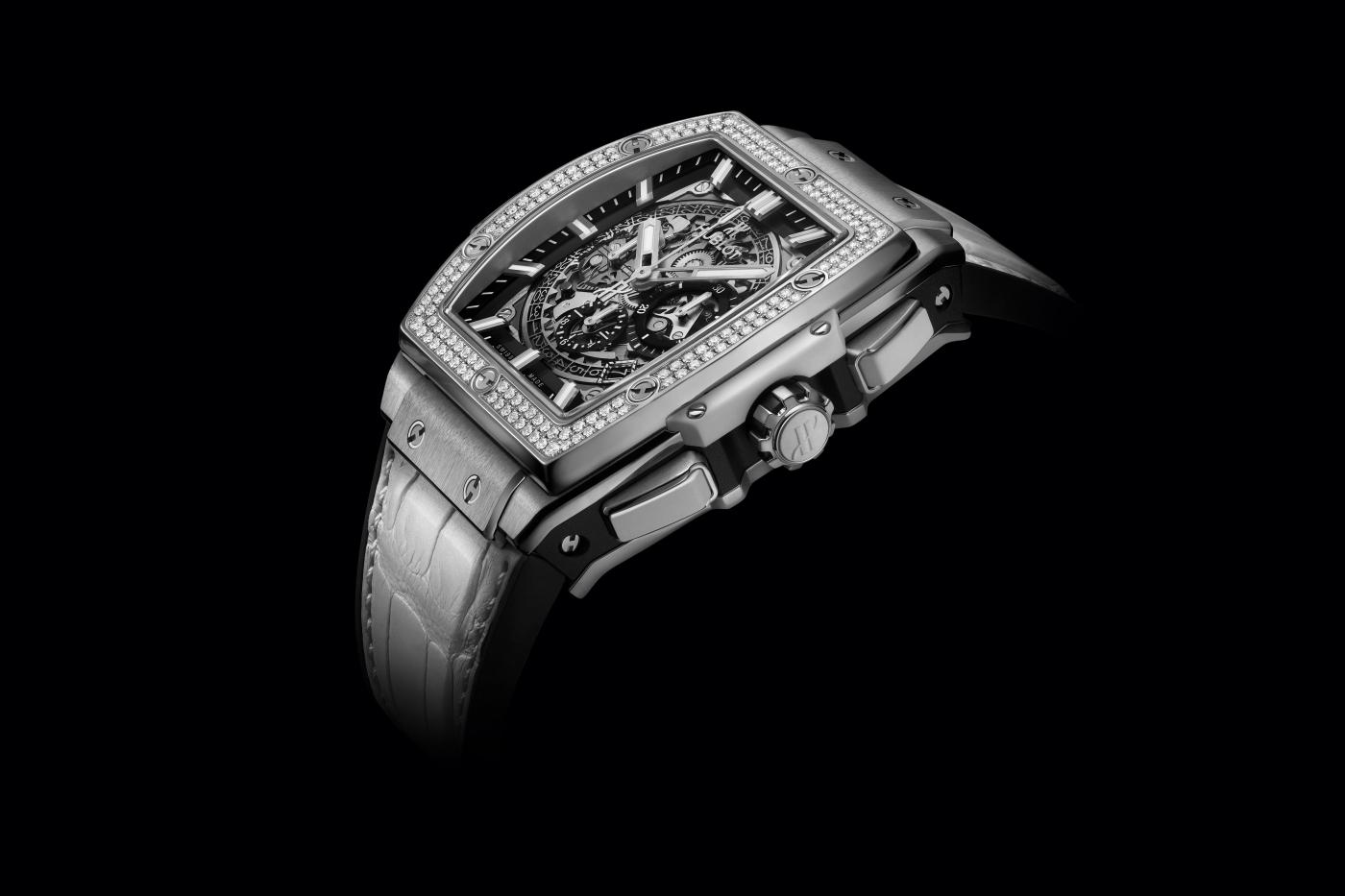 Spirit of Big Bang Titanium White Diamonds 45 mm, side view