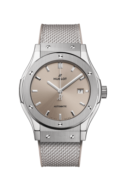  Classic Fusion Essential Taupe 42 mm